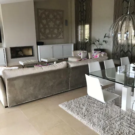 Flamingos Tee 6 아파트 *