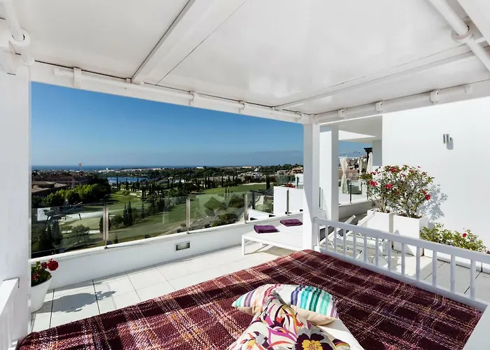 Flamingos Tee 6 * Estepona