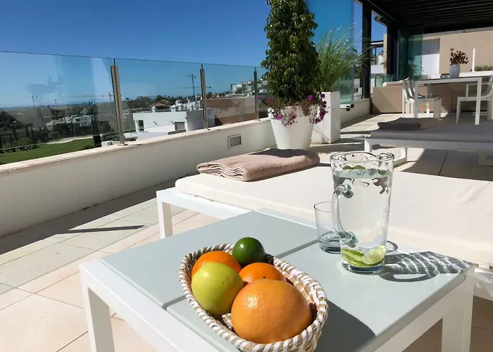 Flamingos Tee 6 Apartment Estepona