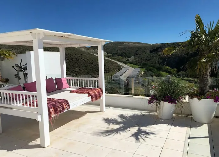 Flamingos Tee 6 Apartment *