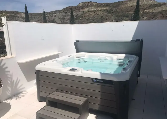 Flamingos Tee 6 Apartment