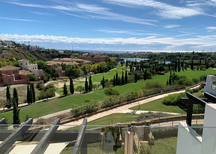 Flamingos Tee 6 Apartment