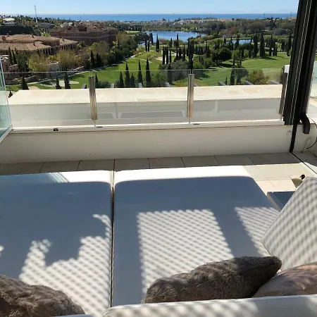 Flamingos Tee 6 Apartment Estepona