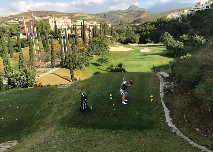 Flamingos Tee 6 Daire Estepona